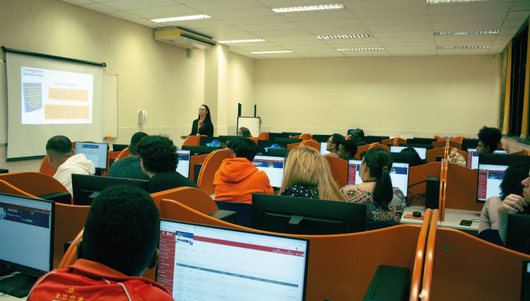 Oficina de Pesquisas avançadas: estratégias de busca com operadores booleanos