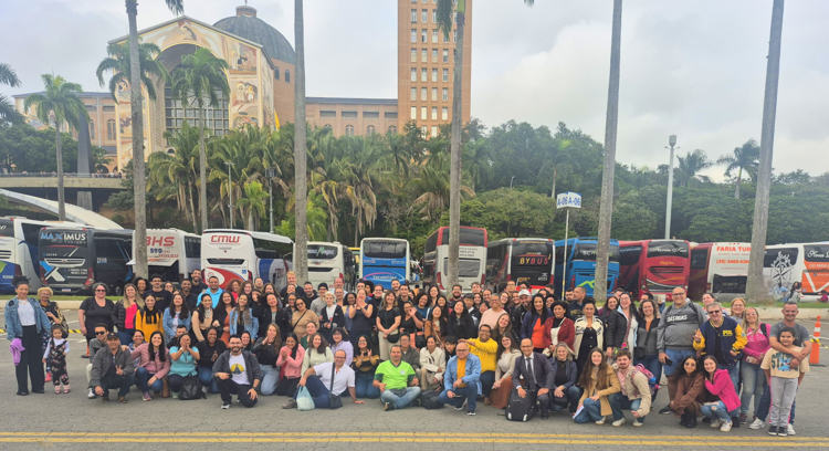 Grupo da romaria PUC-SP e Centro Universitário Assunção.