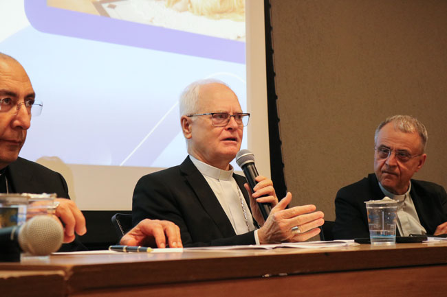 Cardeal Dom Odilo Scherer durante sua fala.