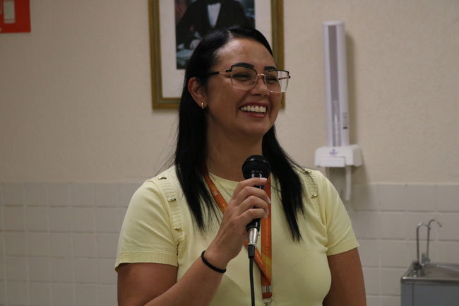 Lilian Gentil, bibliotecária do Centro Universitário Assunção, durante sua fala.