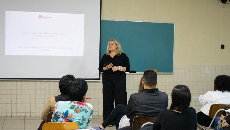 Palestra sobre o Papel das ONGs na relação com as políticas públicas no Assunção