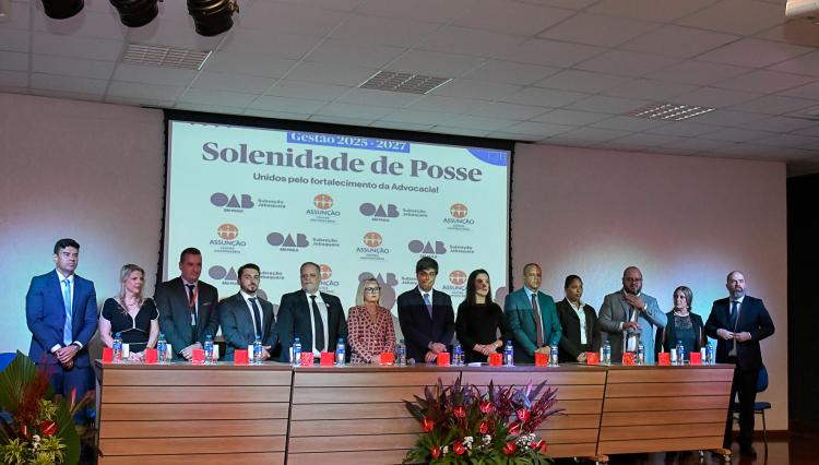 Mesa solene da cerimônia de posse da nova Diretoria da OAB Jabaquara.